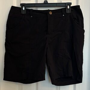 Royal Robbins Black Cargo Shorts Size 10